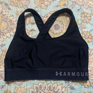black under armour sports bra
